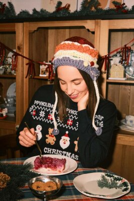 Только ваш редактор собрал пряничного робота…собрал и съел!