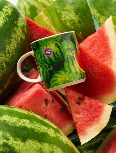 Коллекция эмоций: Обзор мерчшопа от телеканала Пятница