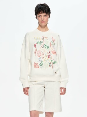 DREAMS by Alena Akhmadullina и Парк Горького DREAMS by Alena Akhmadullina и Парк Горького