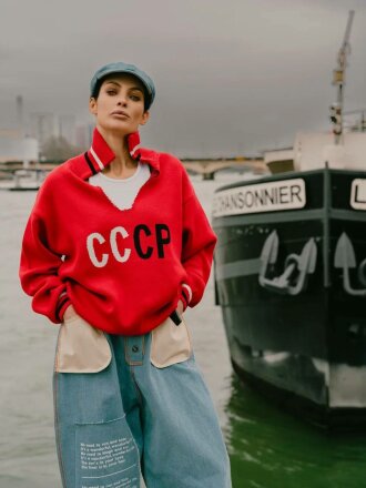 Лавров вышел в свитере «СССР», и бренд из Челябинска проснулся знаменитым