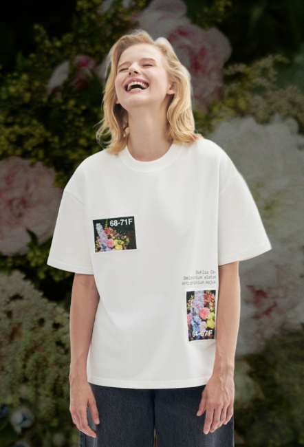 Обзор очень искреннего и душевного мерчшопа актрисы Саши Бортич Обзор очень искреннего и душевного мерчшопа актрисы Саши Бортич