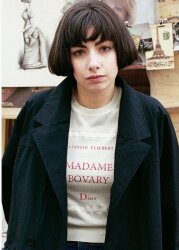 Интеллектуальная роскошь? Или аксессуары для тех у кого дома вместо книжных шкафов стелажи под коллекцию сумочек?