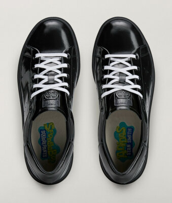 Adidas заколлабился с мультсериалом «Губка Боб Квадратные Штаны» от Nickelodeon Adidas заколлабился с мультсериалом «Губка Боб Квадратные Штаны» от Nickelodeon