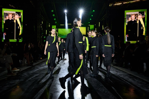 Презентация новой формы бортпроводников S7 Airlines состоялась 17 сентября 2025 года на ReFashion Business Campus в Красной Поляне. Презентация новой формы бортпроводников S7 Airlines состоялась 17 сентября 2025 года на ReFashion Business Campus в Красной Поляне.