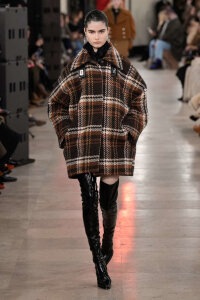 Мерч безусловно вдохновляется фэшн-тенденциями Мерч безусловно вдохновляется фэшн-тенденциями